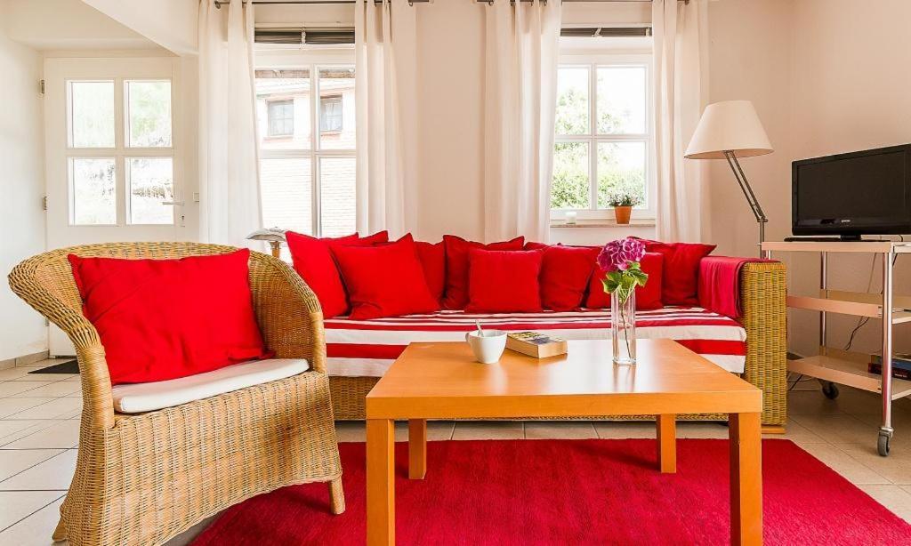 Eule Apartment Born Luaran gambar